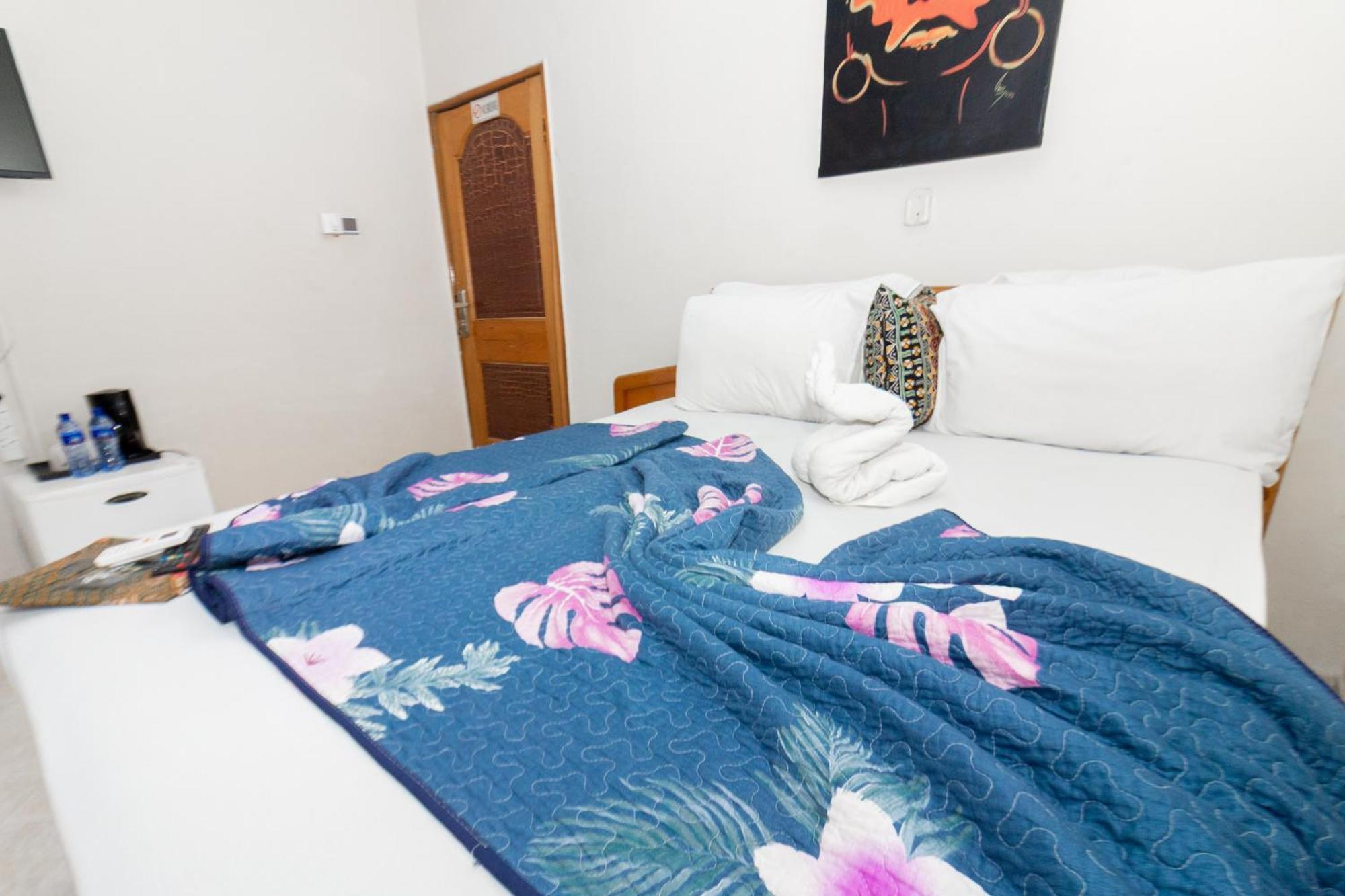 Prestige Guesthouse ,Ksi 库马西 外观 照片